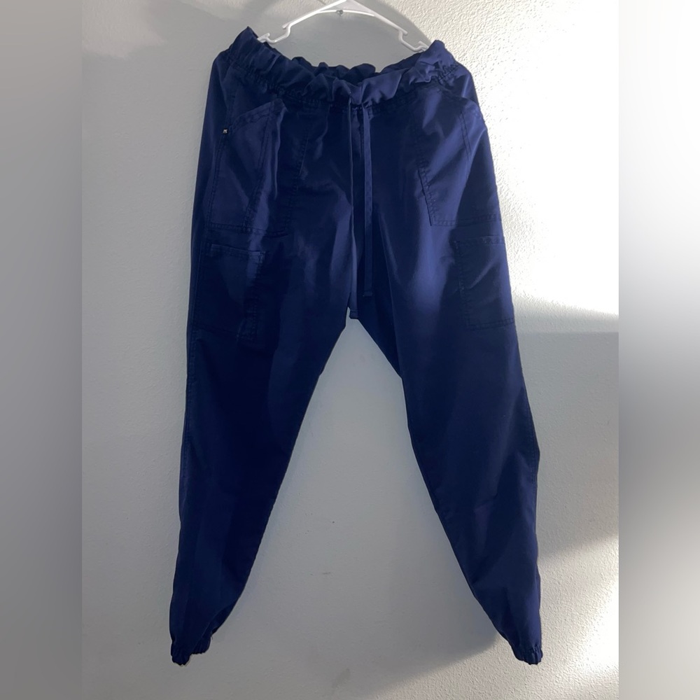 Scrub pants